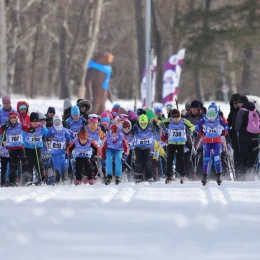 Евгений Белов и Анастасия Власова – лидеры первого дня Сахалинского лыжного марафона
