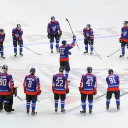 «Сахалинские акулы» одержали 100-ю победу в МХЛ