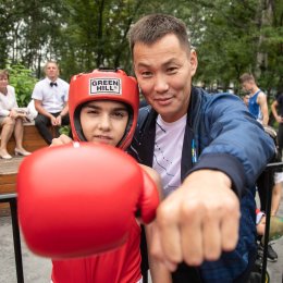 В Южно-Сахалинске отметили Международный день бокса