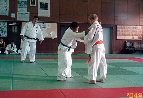 Поездка в Японию по Соглашению об обмене детскими спортинвыми делегациями между Сахалинской областью и префектурой Хоккайдо