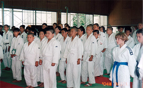 Поездка в Японию по Соглашению об обмене детскими спортинвыми делегациями между Сахалинской областью и префектурой Хоккайдо