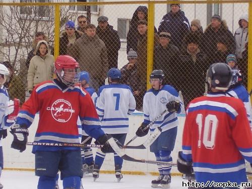 "Сахалин" - "Звезда"