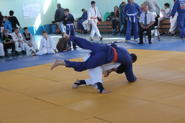 Первенство Южно-Сахалинска среди юношей