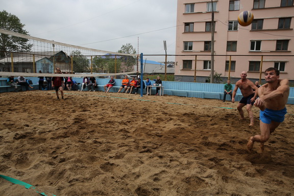 Первый тур чемпионата области по пляжному волейболу