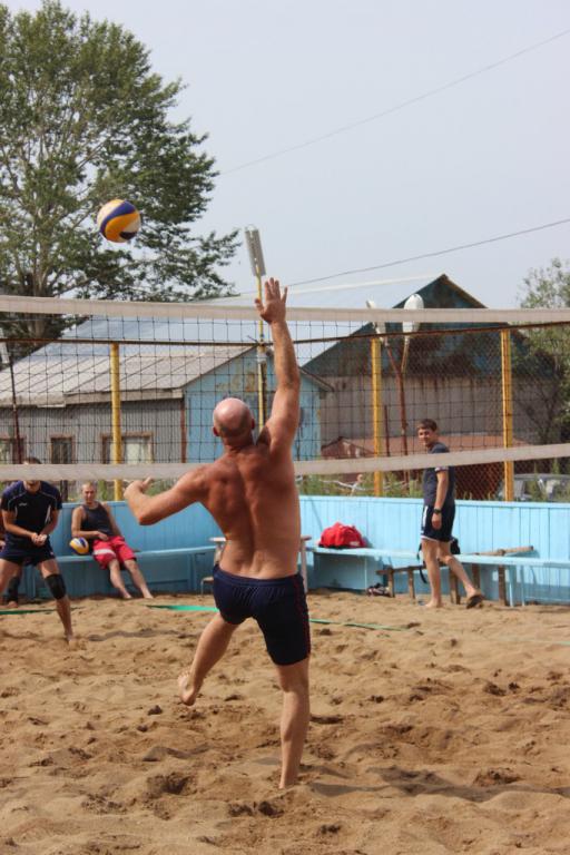 Второй тур чемпионата области по пляжному волейболу