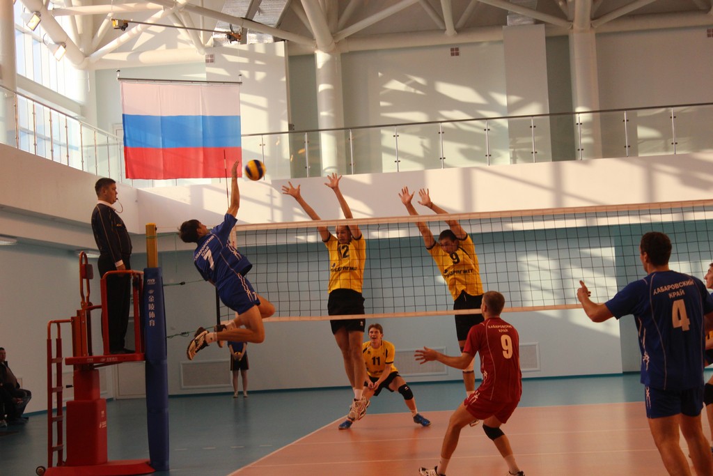 Первый тур чемпионата России