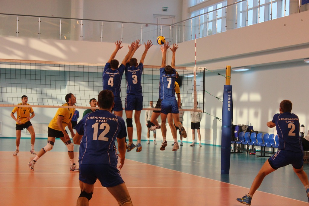 Первый тур чемпионата России