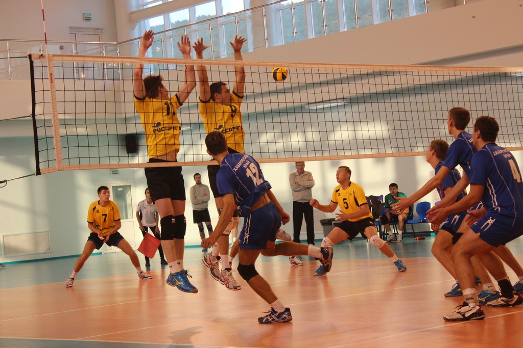 Первый тур чемпионата России