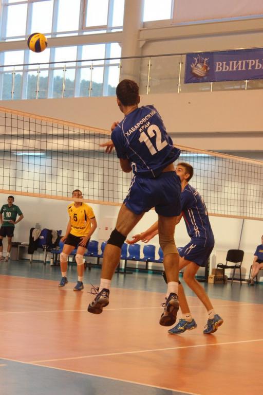 Первый тур чемпионата России