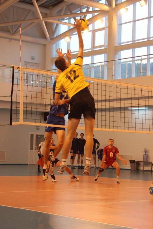 Первый тур чемпионата России