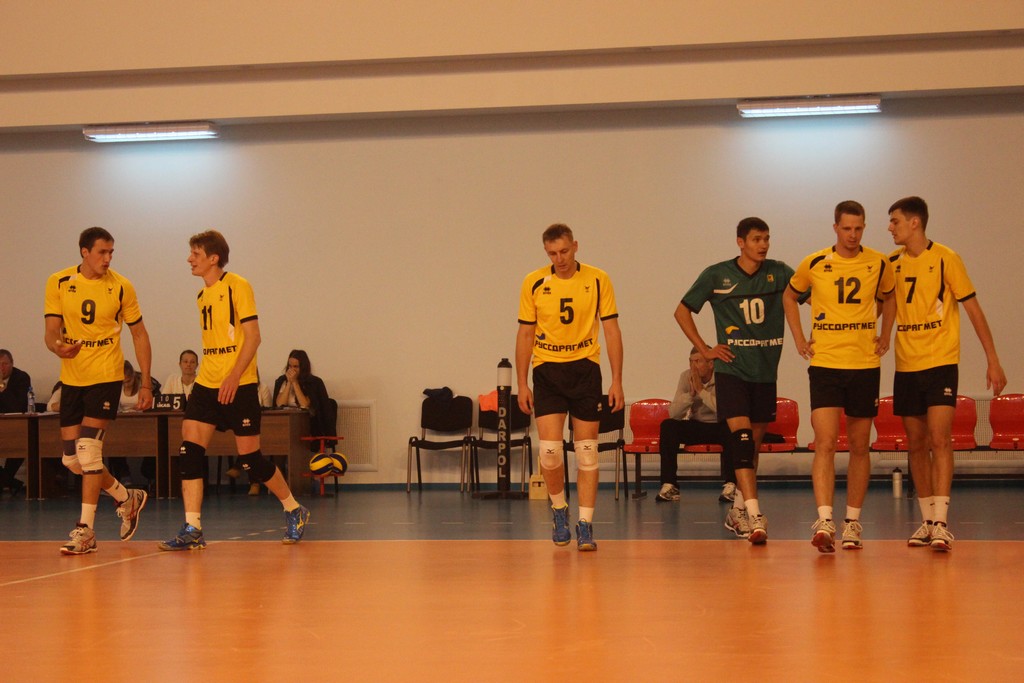 Первый тур чемпионата России