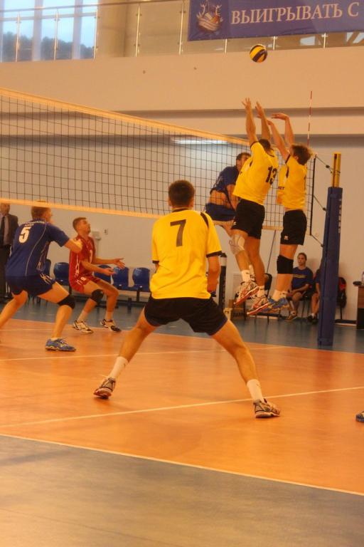 Первый тур чемпионата России