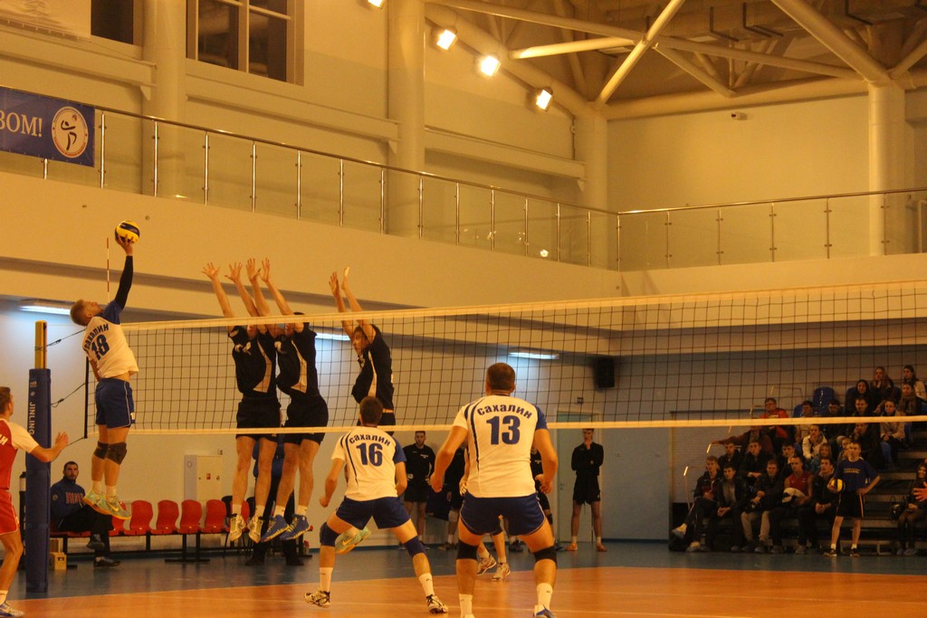 Первый тур чемпионата России