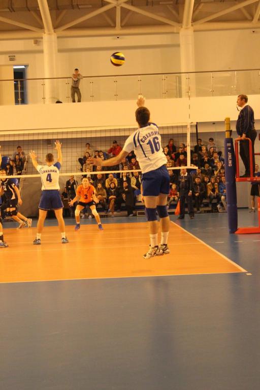 Первый тур чемпионата России