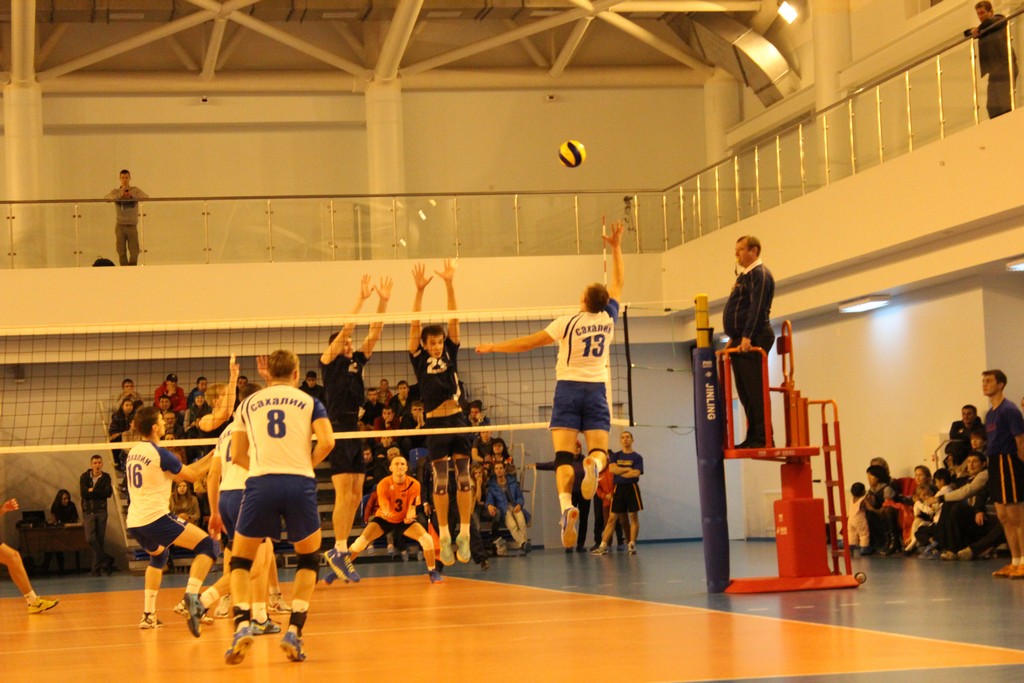 Первый тур чемпионата России