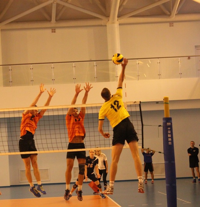 Первый тур чемпионата России