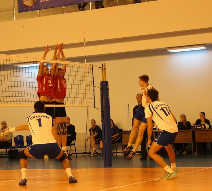 Первый тур чемпионата России