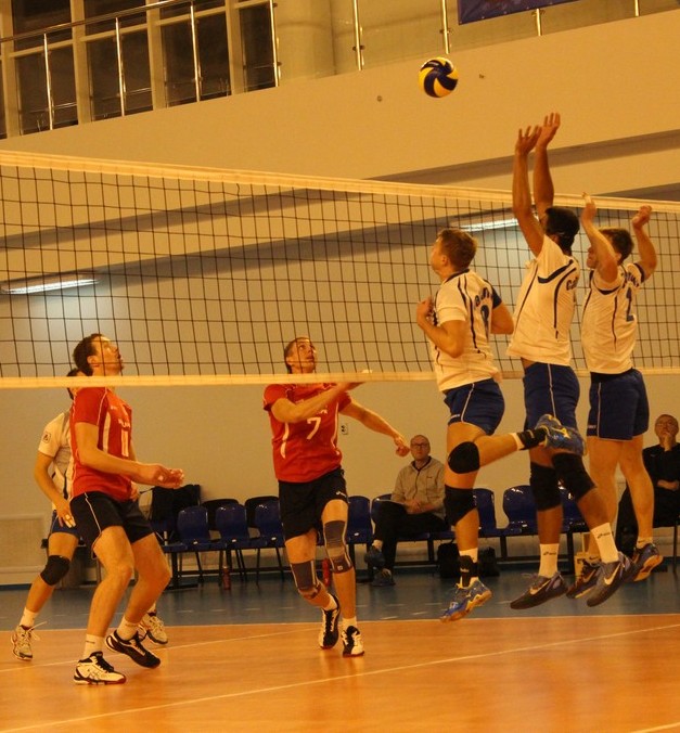 Первый тур чемпионата России