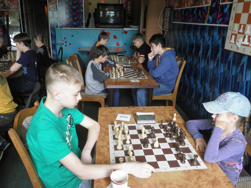 Турнир по быстрым шахматам в Холмске
