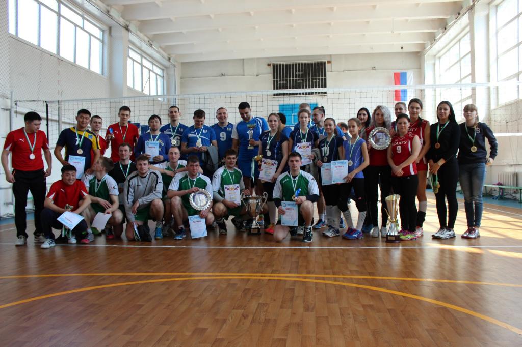 Волейбольный турнир памяти Николая Ельченинова