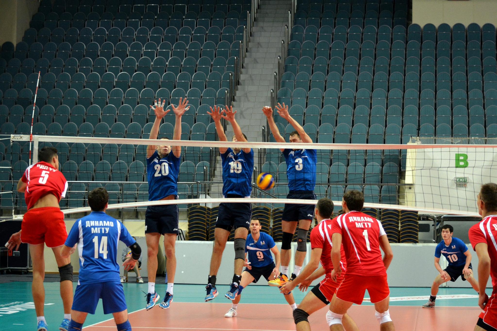 «Элвари Сахалин» - «Динамо-МГТУ» (Майкоп)