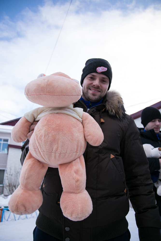 ХК ПСК "Сахалин" в гостях в Троицком детском доме