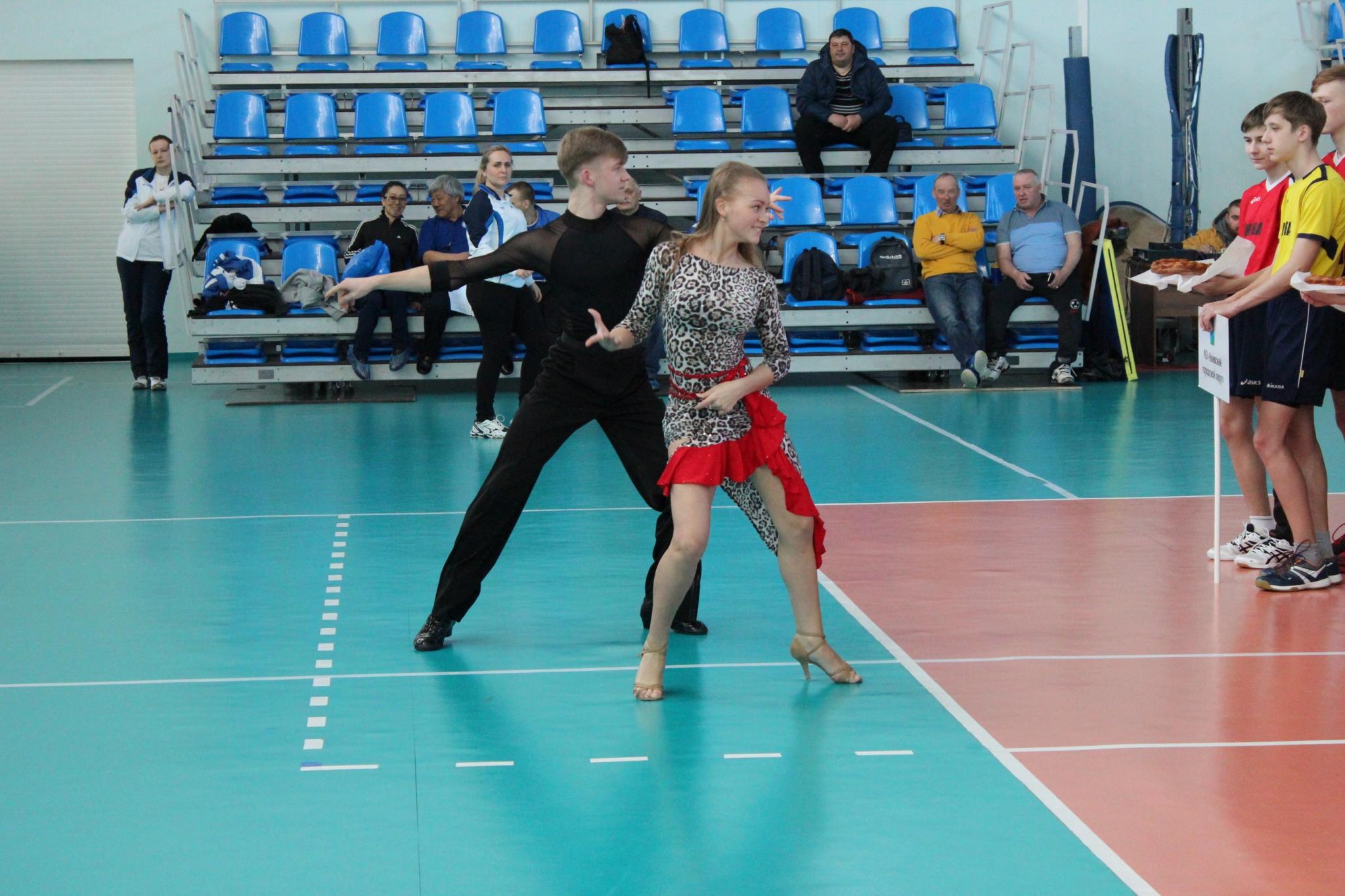 Региональный турнир по волейболу среди юношей и девушек 1999 - 2001 г.р.