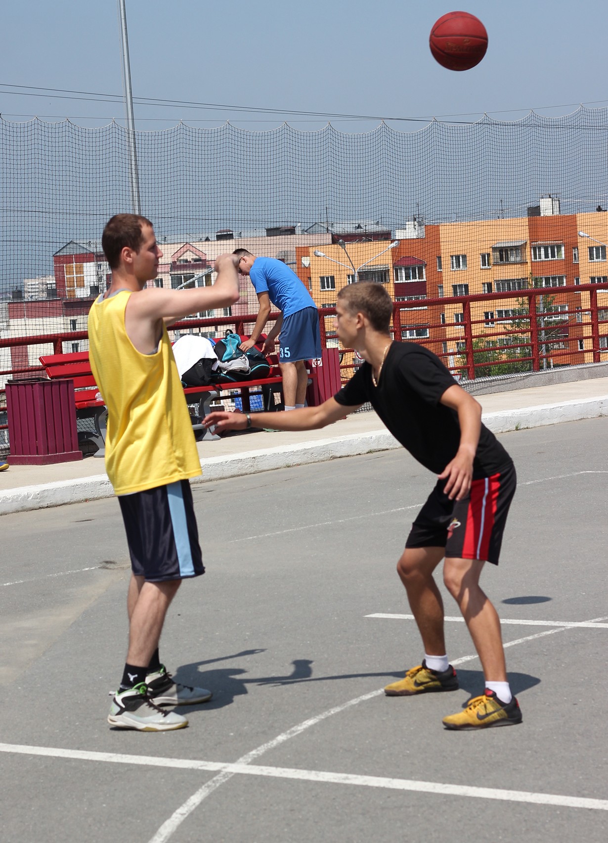 Первый тур турнира по стритболу «Kings of the Court»
