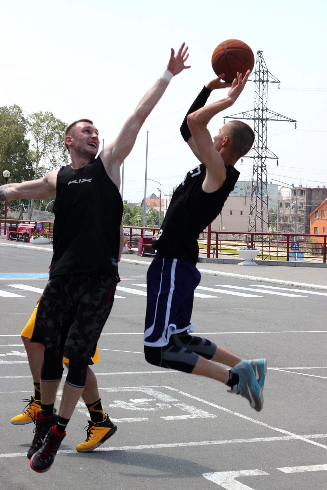 Первый тур турнира по стритболу «Kings of the Court»