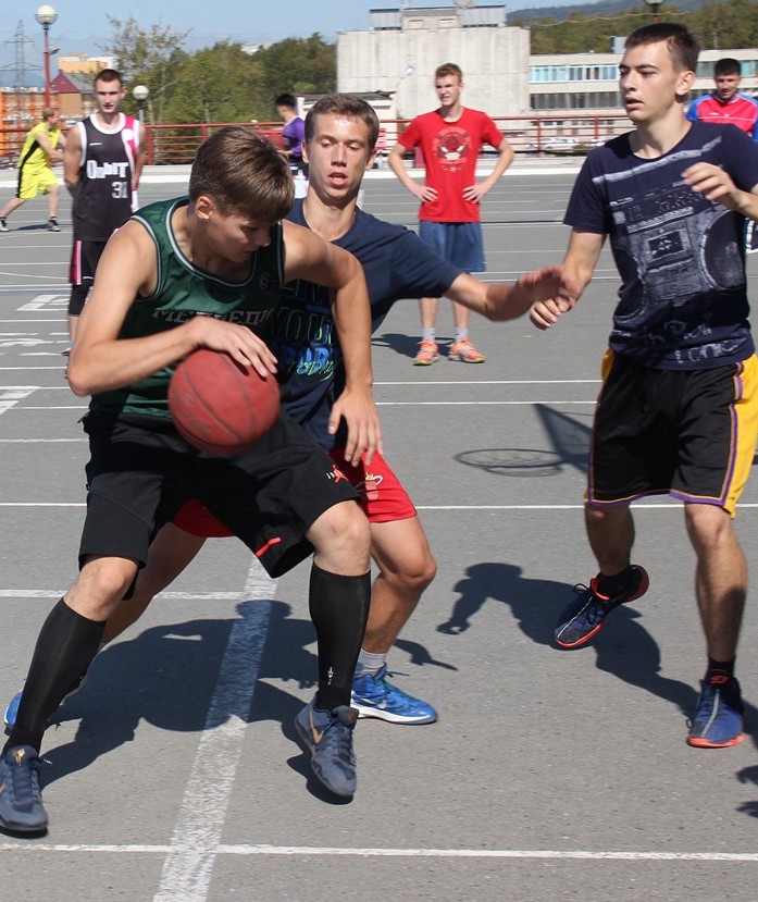 V этап областного турнира по стритболу «Kings of the Court»