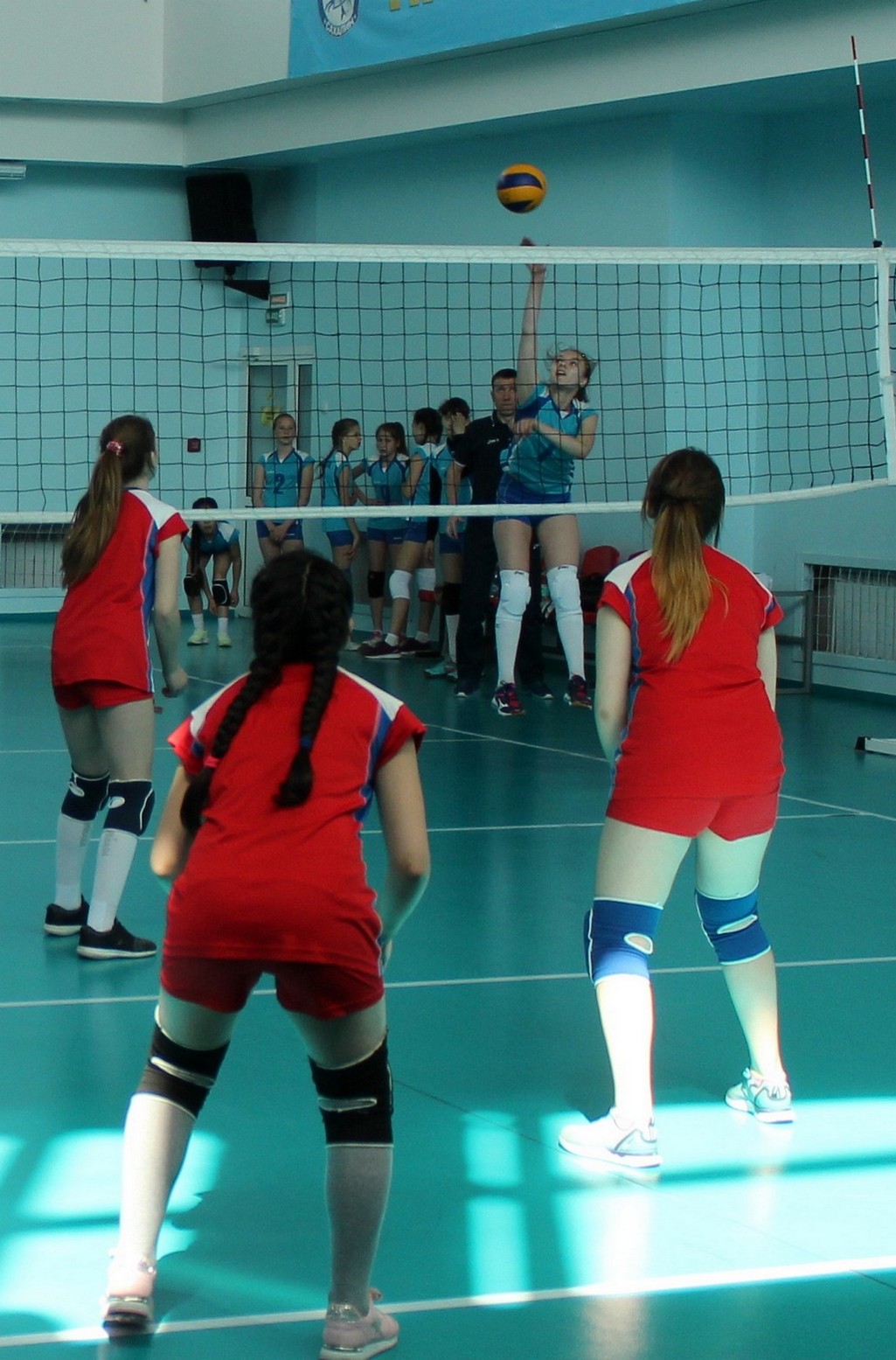 Открытое первенство Сахалинской области по волейболу среди команд юношей и девушек