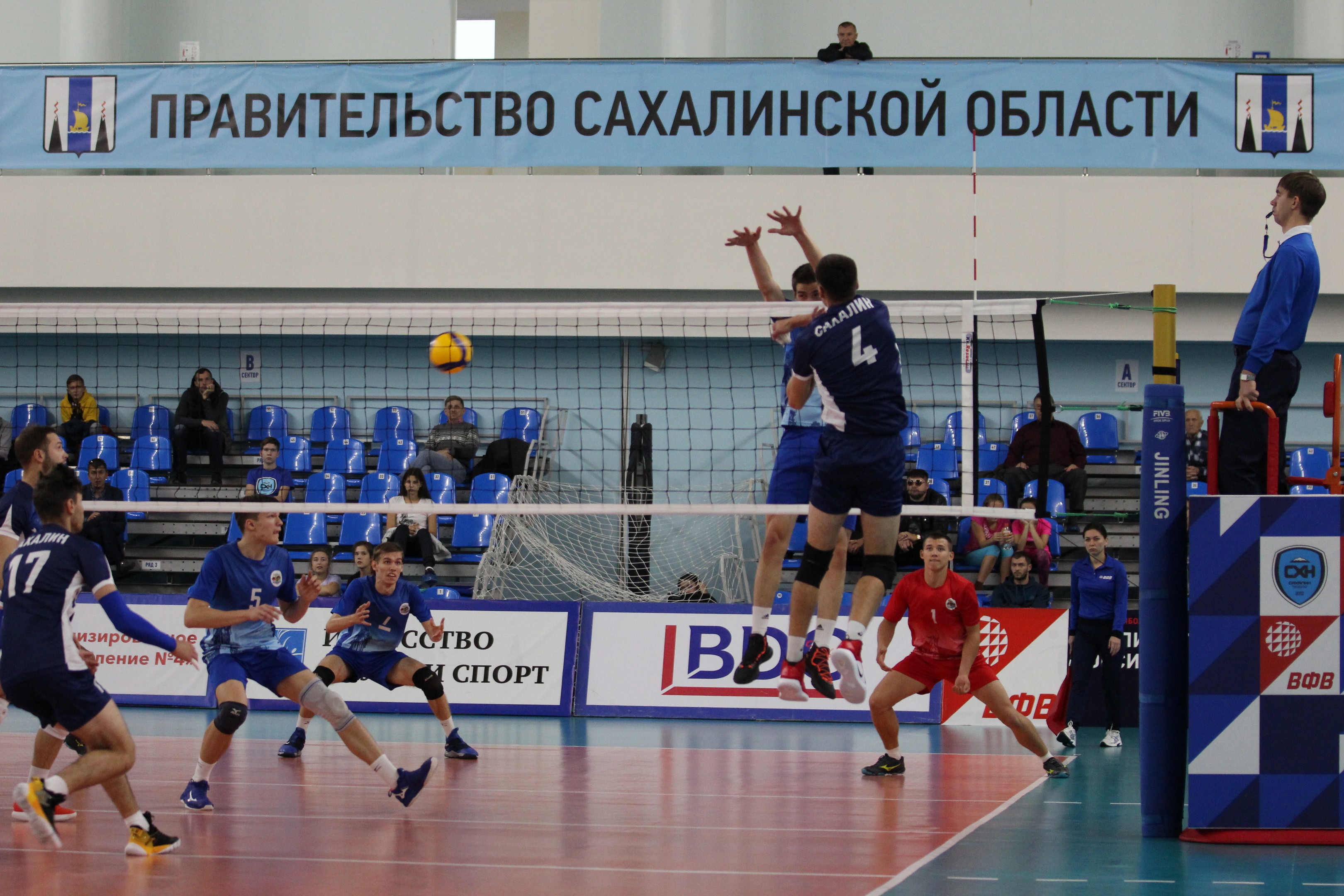 "Элвари-Сахалин" - "Динамо-ЦОП" - 3:0