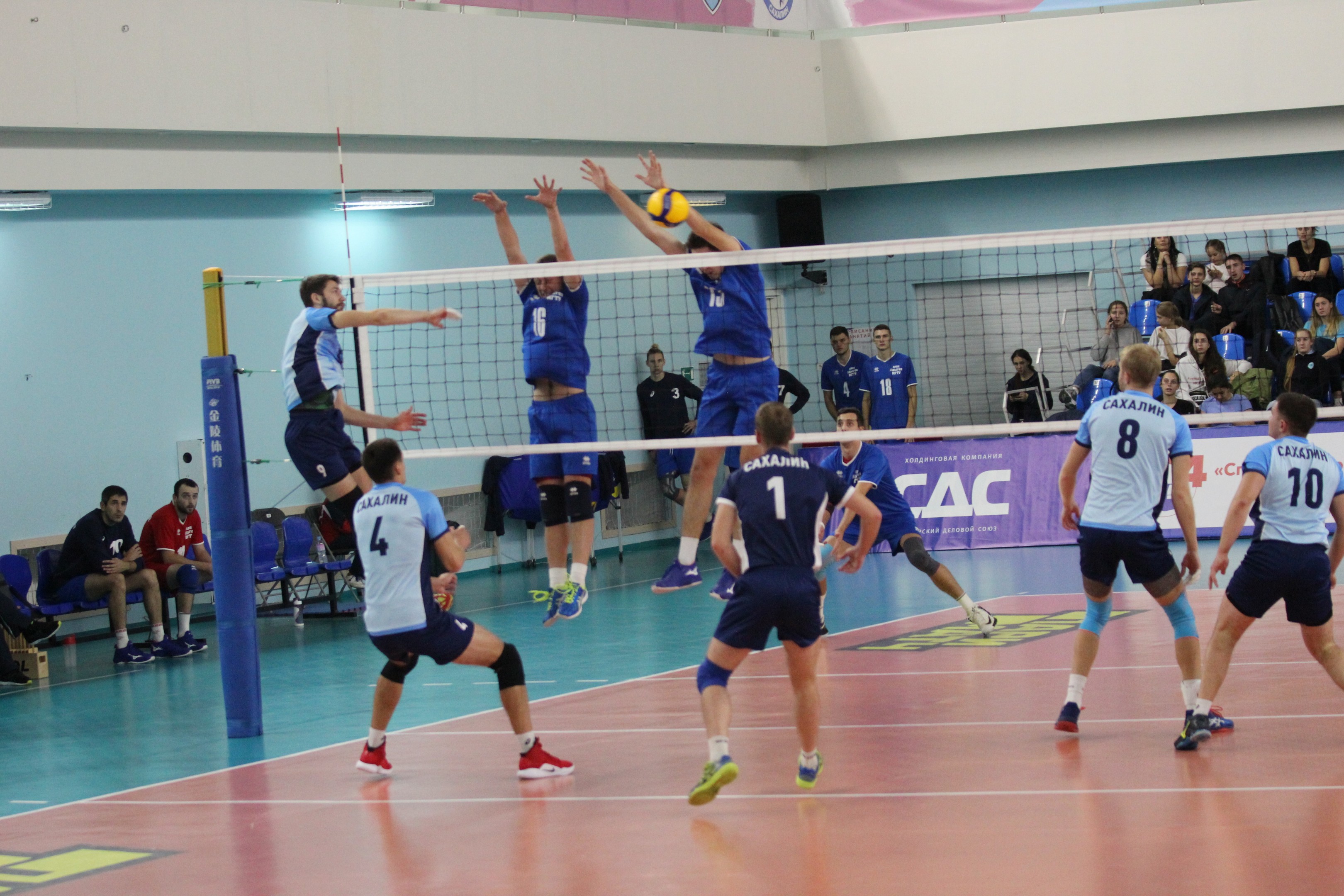 "Элвари-Сахалин" - "Динамо-МГТУ" - 3:1