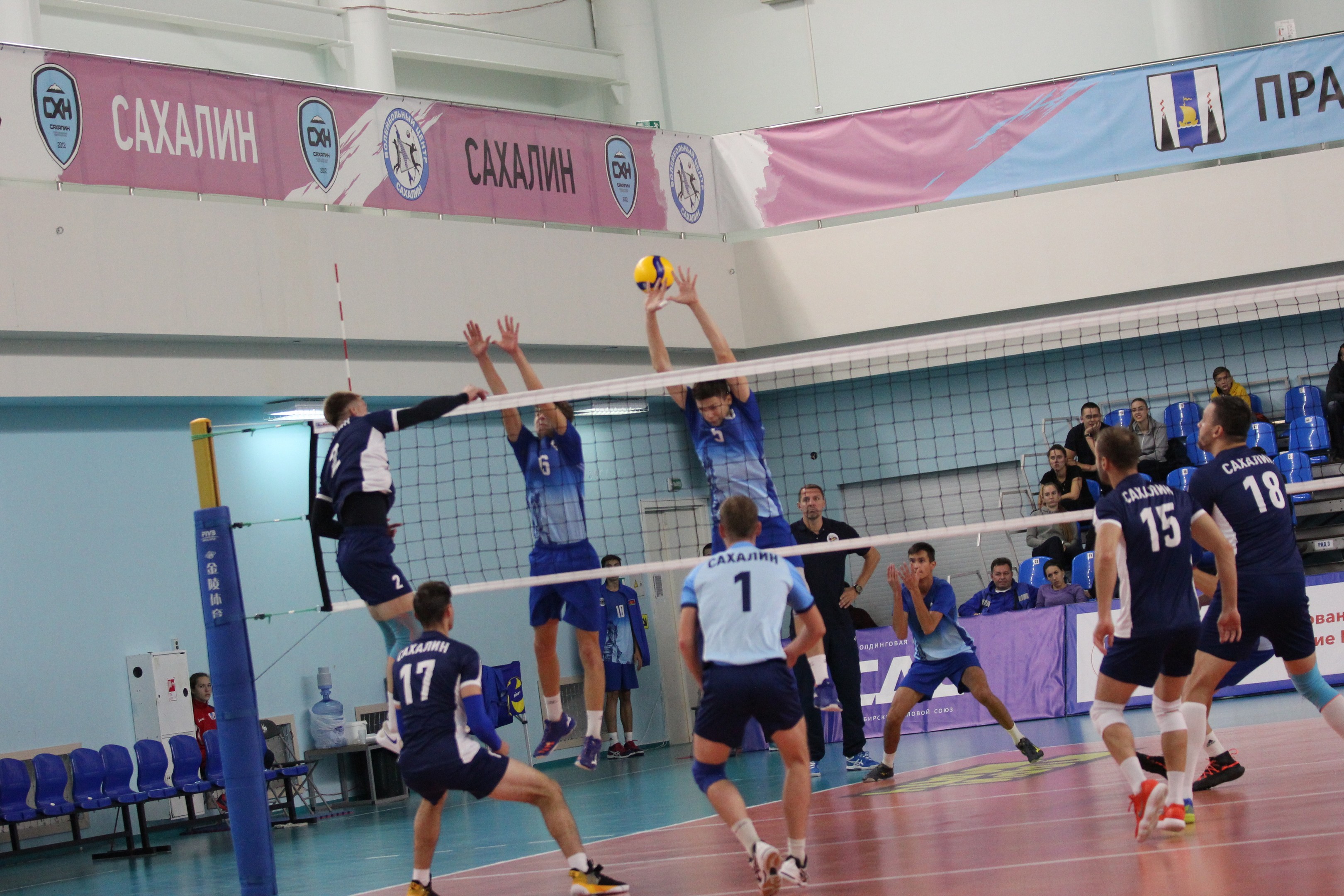 "Элвари-Сахалин" - "Динамо-ЦОП" - 3:0