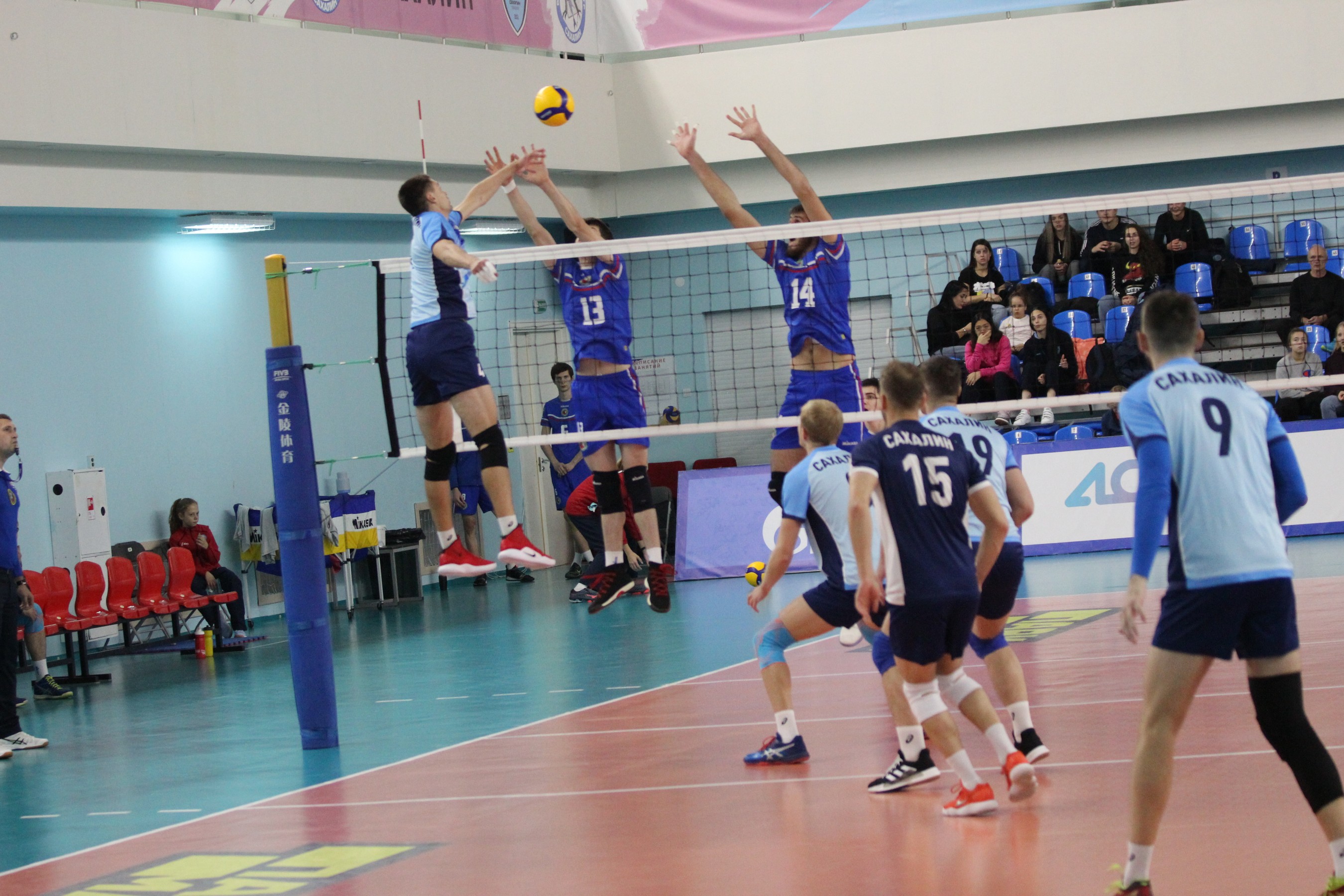 "Элвари-Сахалин" - "Грозный-2" - 3:0