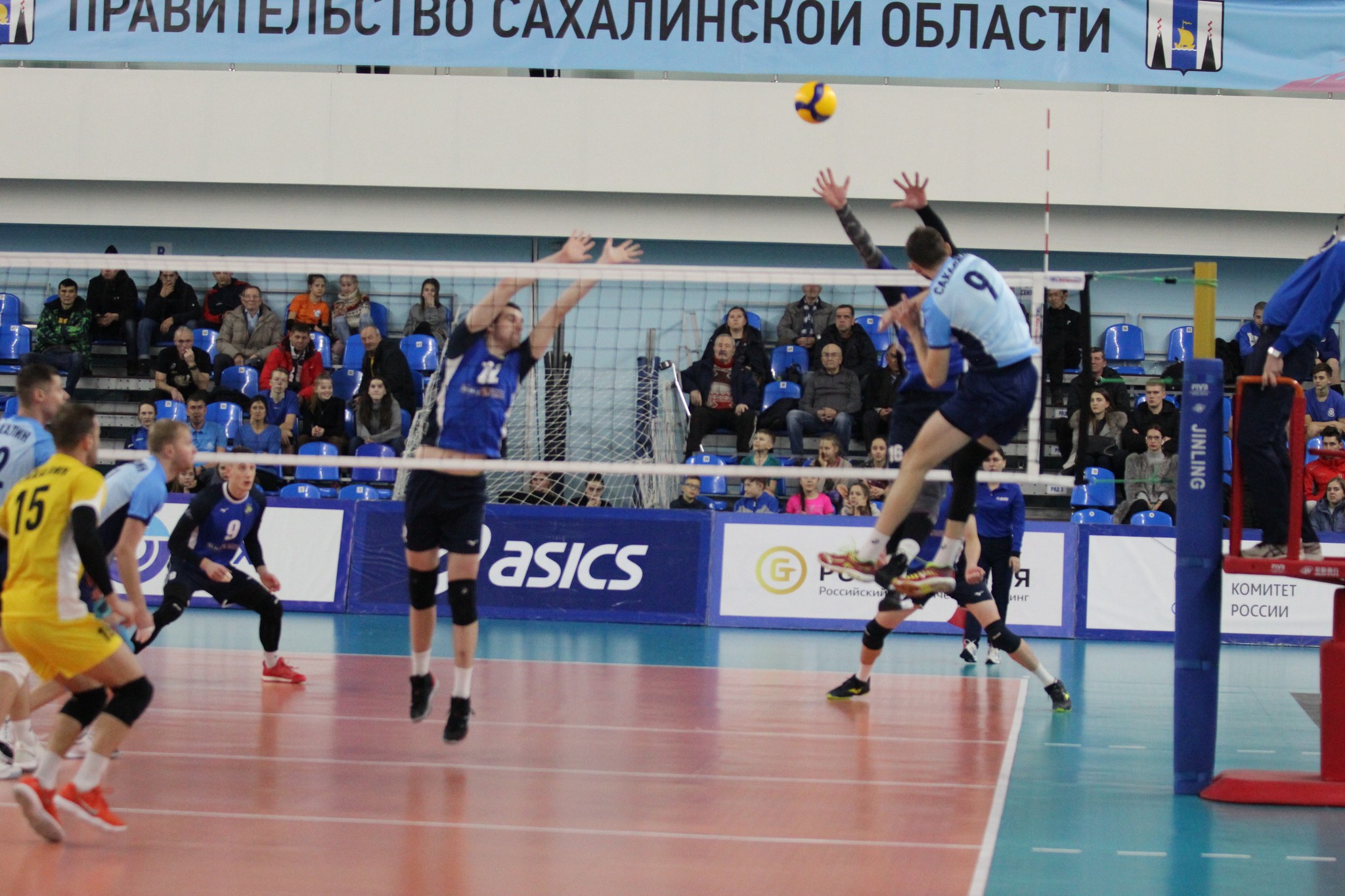 "Элвари-Сахалин" - "Зоркий" (Красногорск) - 3:0