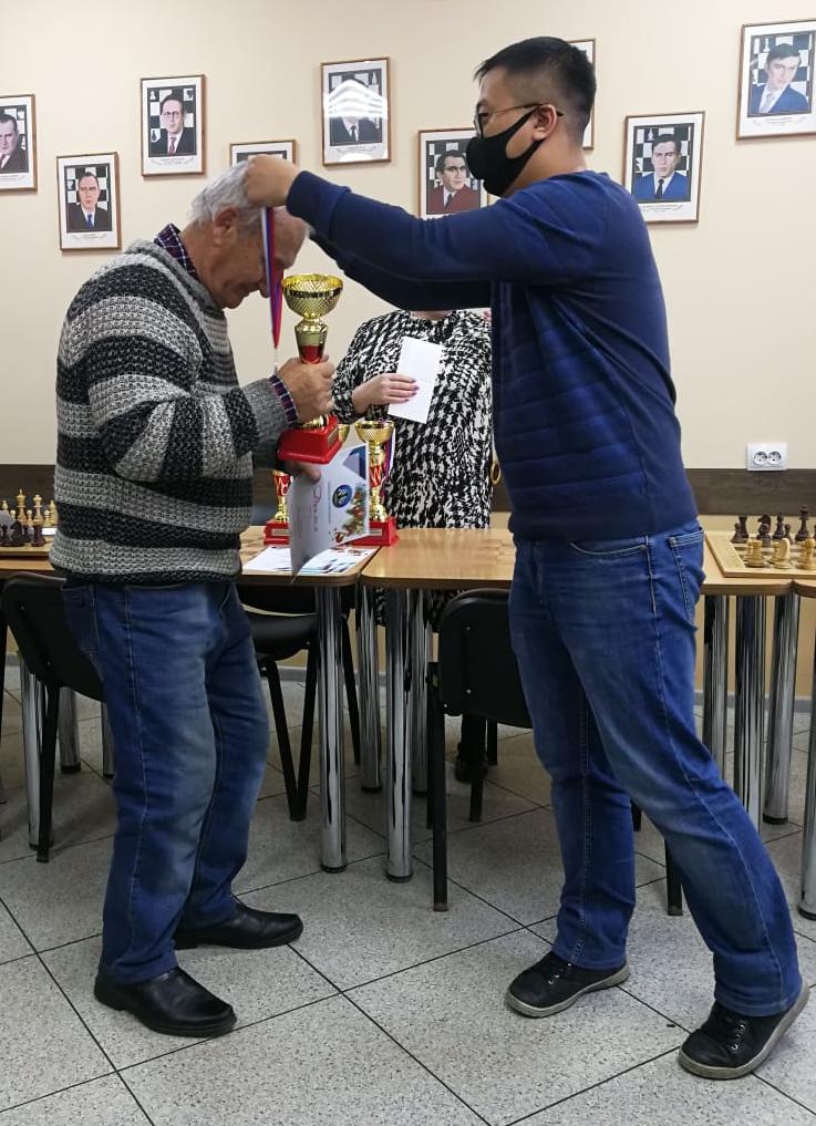 Награждение победителей Предновогоднего турнира по быстрым шахматам