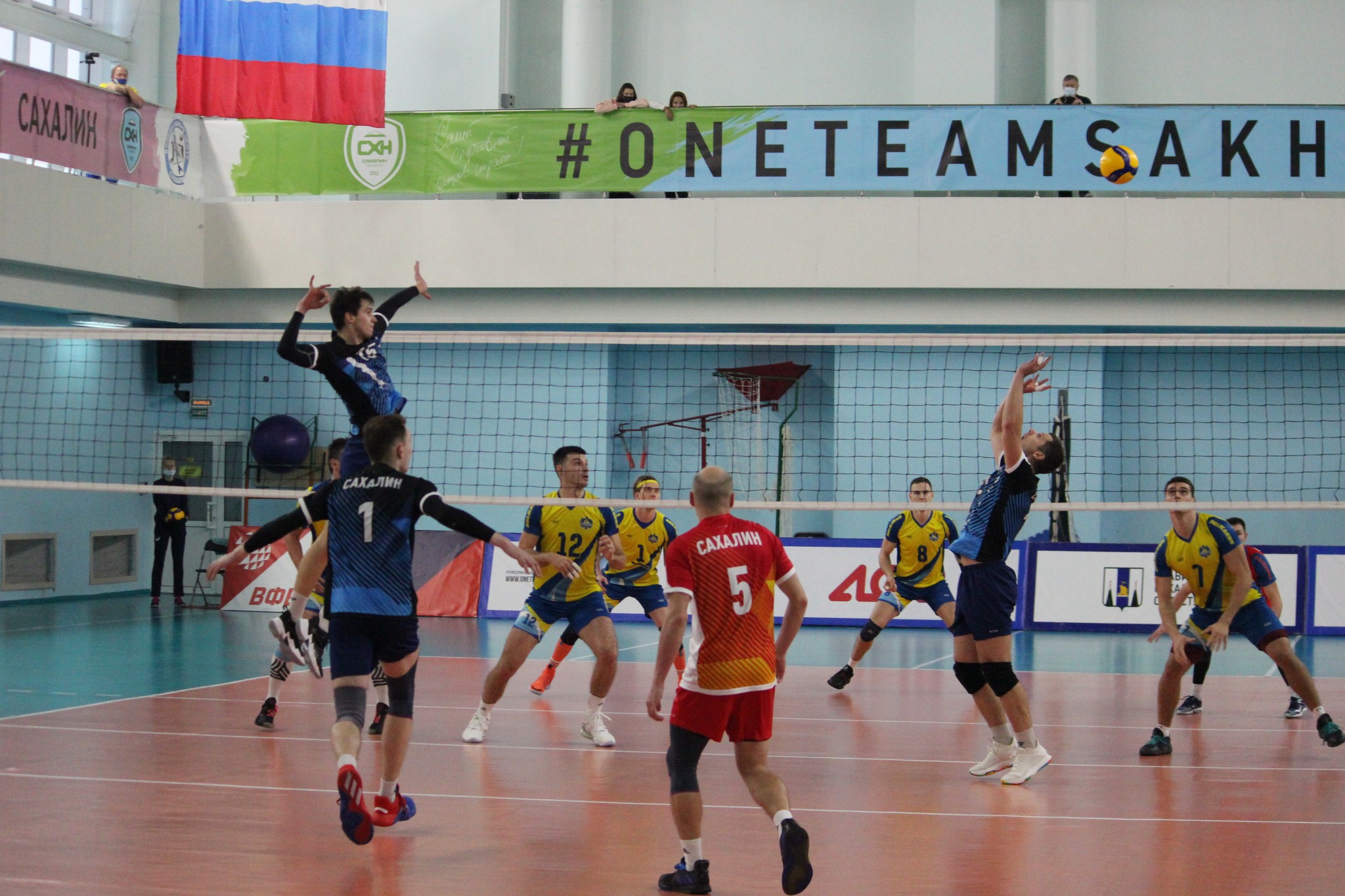 "Элвари-Сахалин" - "Волжанин" (03.11.2020)