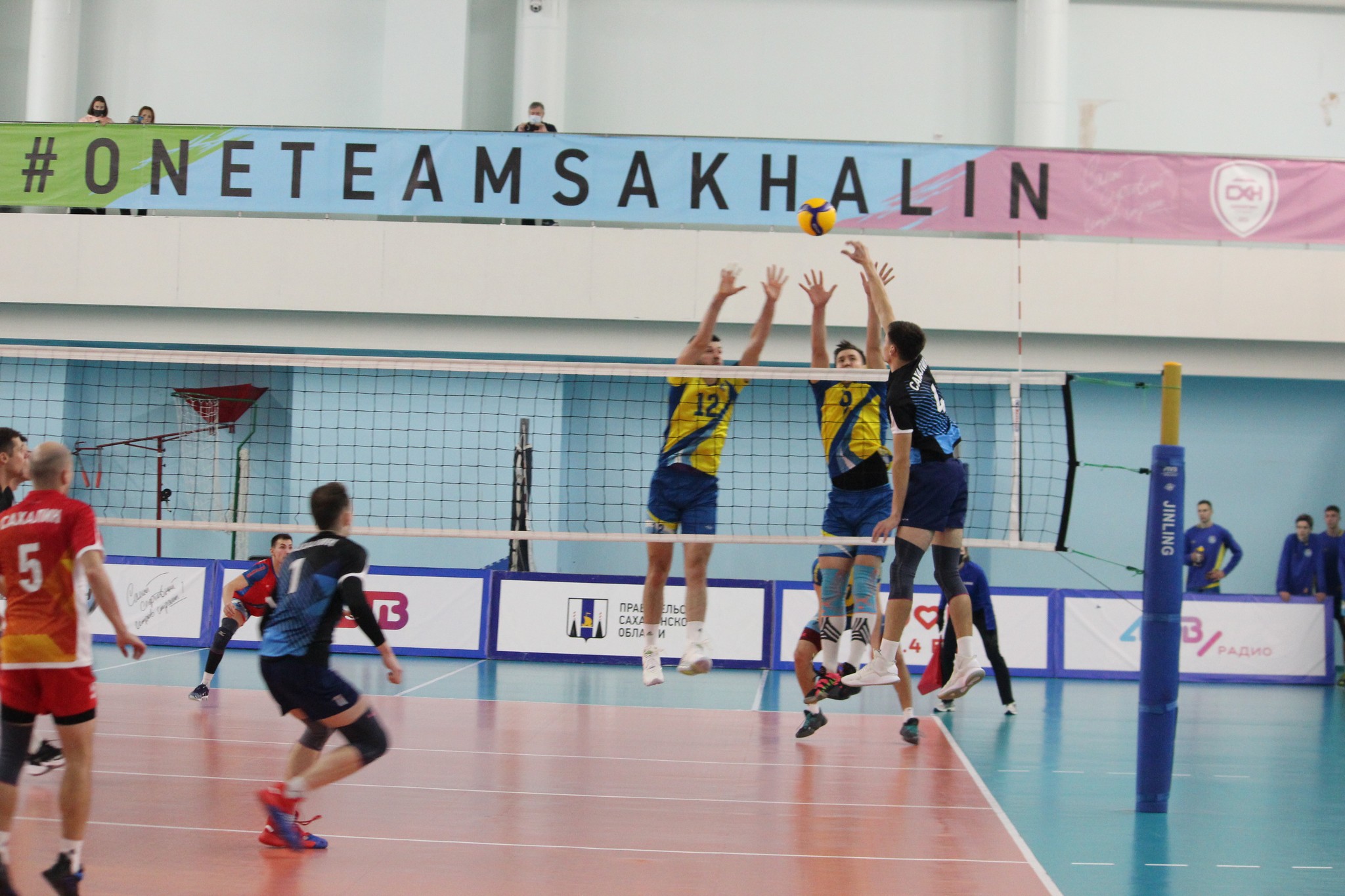 "Элвари-Сахалин" - "Волжанин" (03.11.2020)