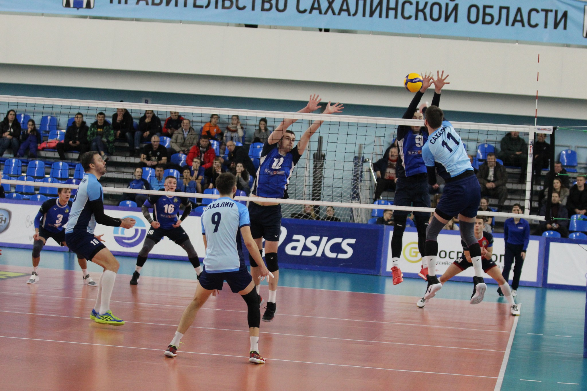 "Элвари-Сахалин" - "Зоркий" (Красногорск) - 3:0