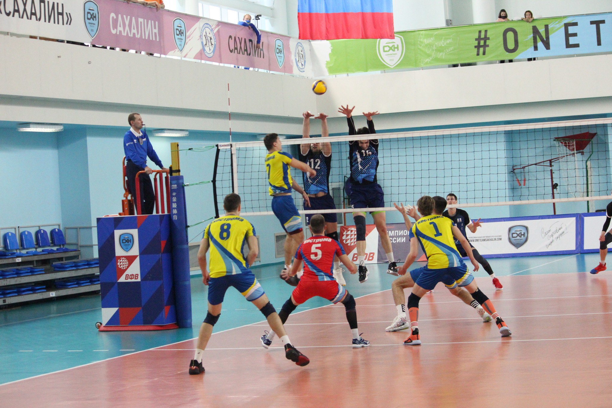 "Элвари-Сахалин" - "Волжанин" (03.11.2020)