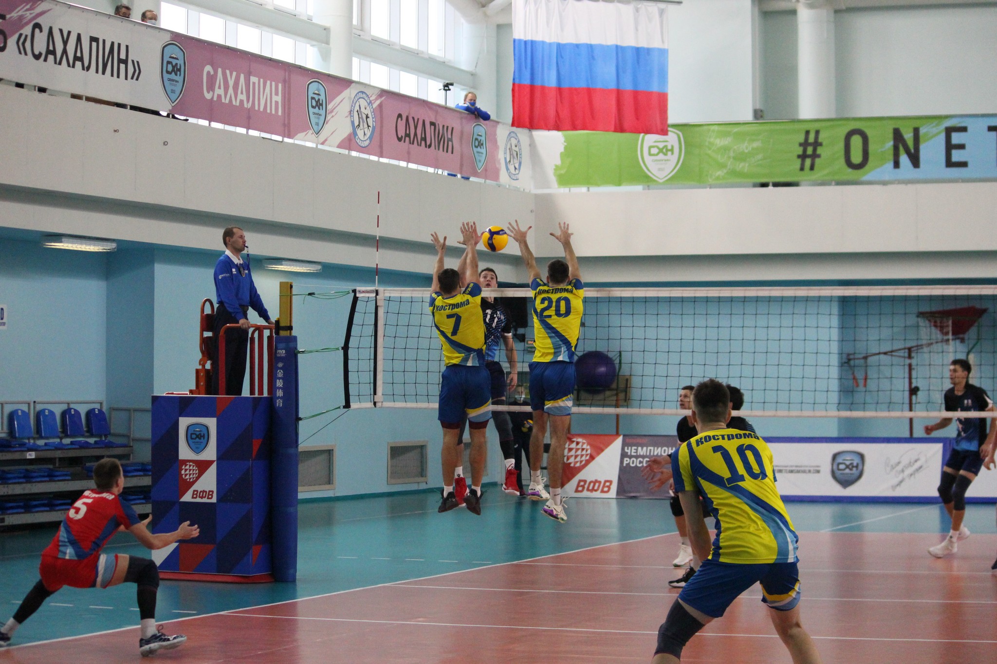 "Элвари-Сахалин" - "Волжанин" (03.11.2020)