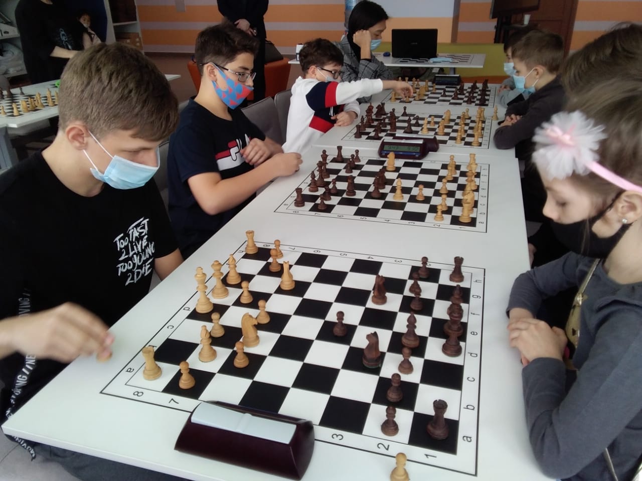 Шахматное двоеборье (шведские + парные шахматы)