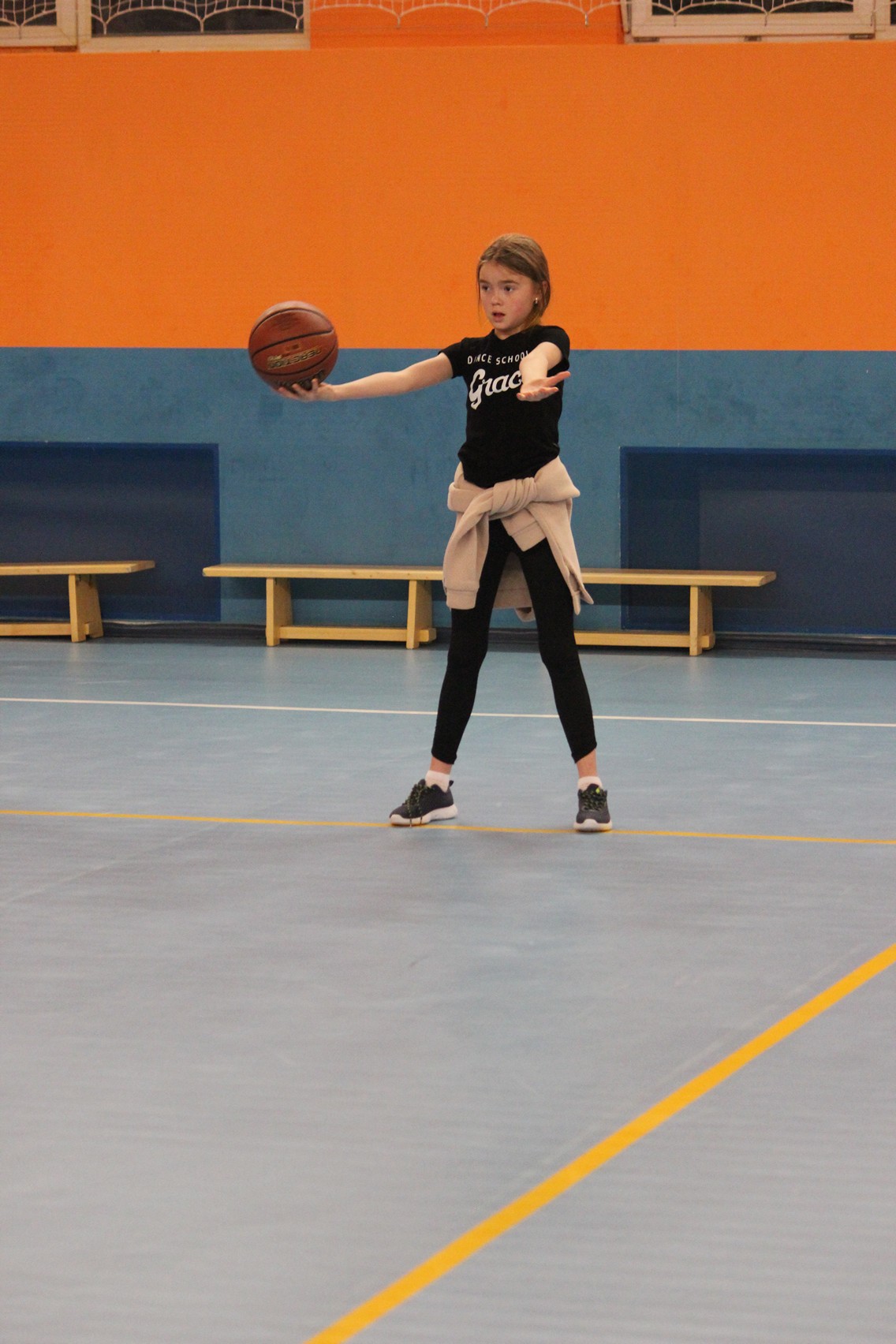 Тренировка в секции баскетбола СОШ № 20