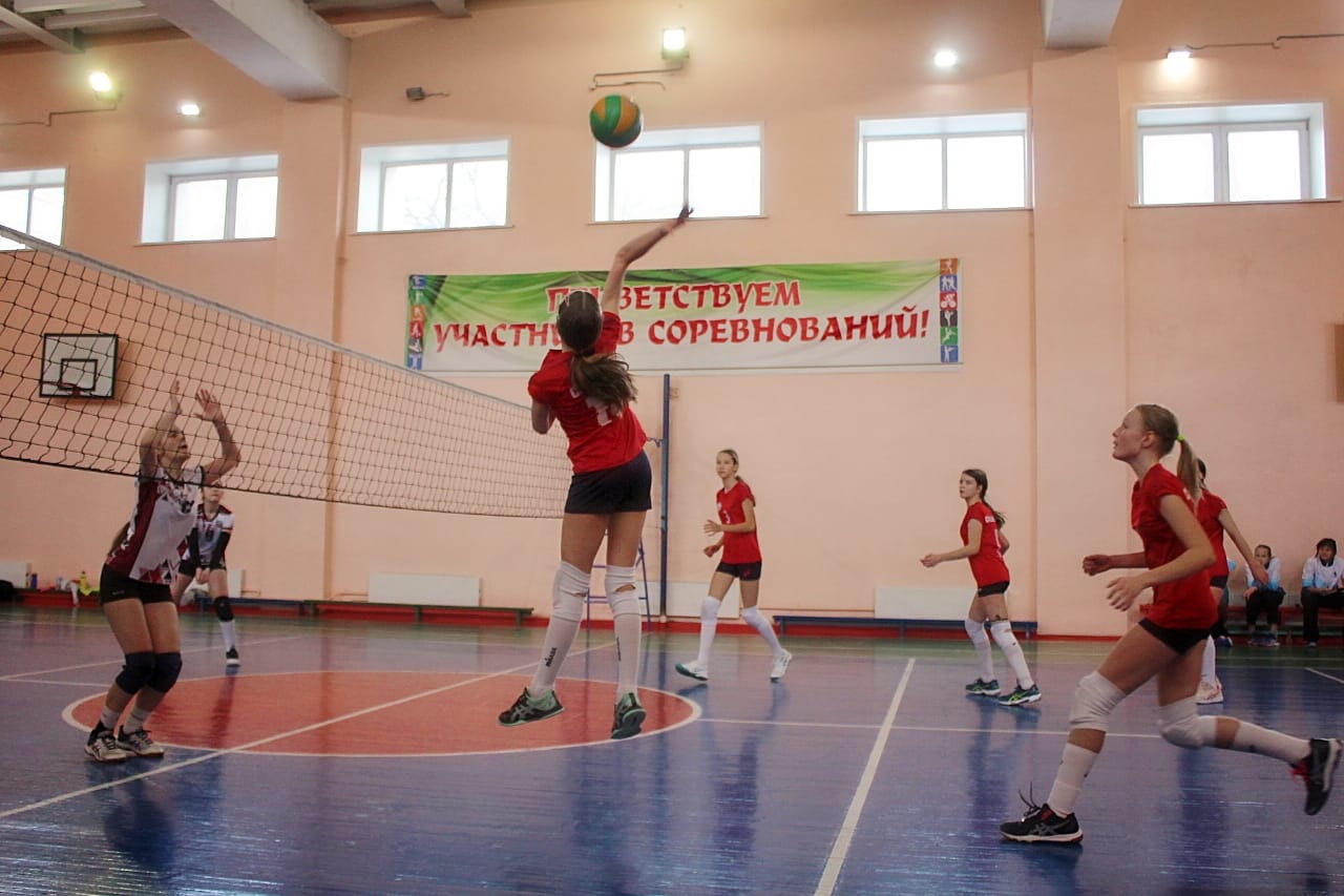 Сахалинские волейболистки на турнире в Иркутске среди девочке 2009-2010 г.р.