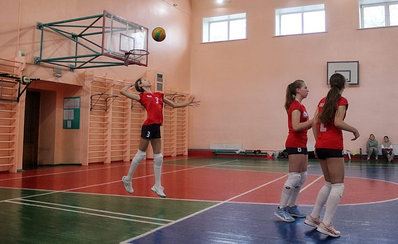 Сахалинские волейболистки на турнире в Иркутске среди девочке 2009-2010 г.р.