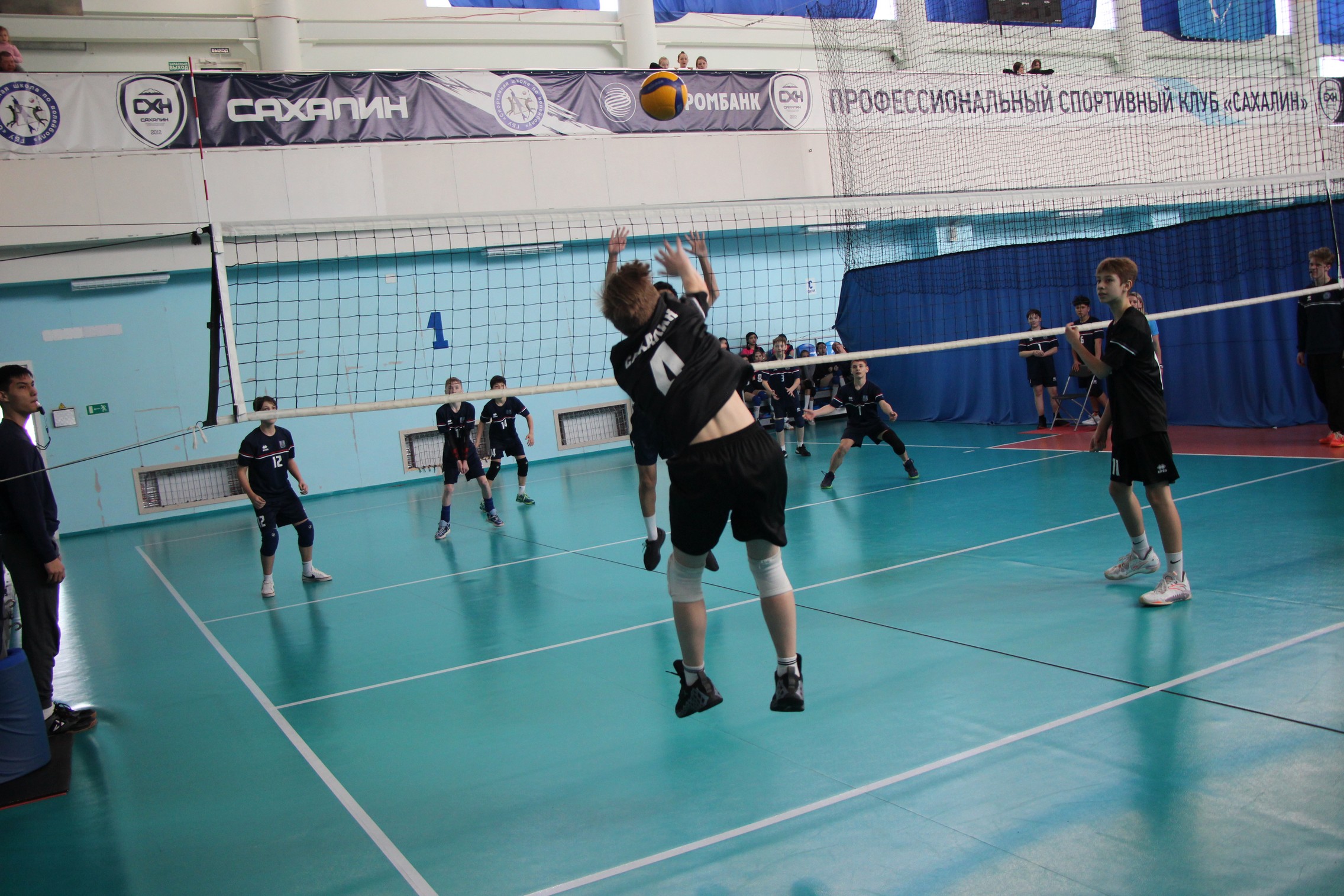 Первенство области по волейболу среди юношей и девушек 2010-2011 г.р.