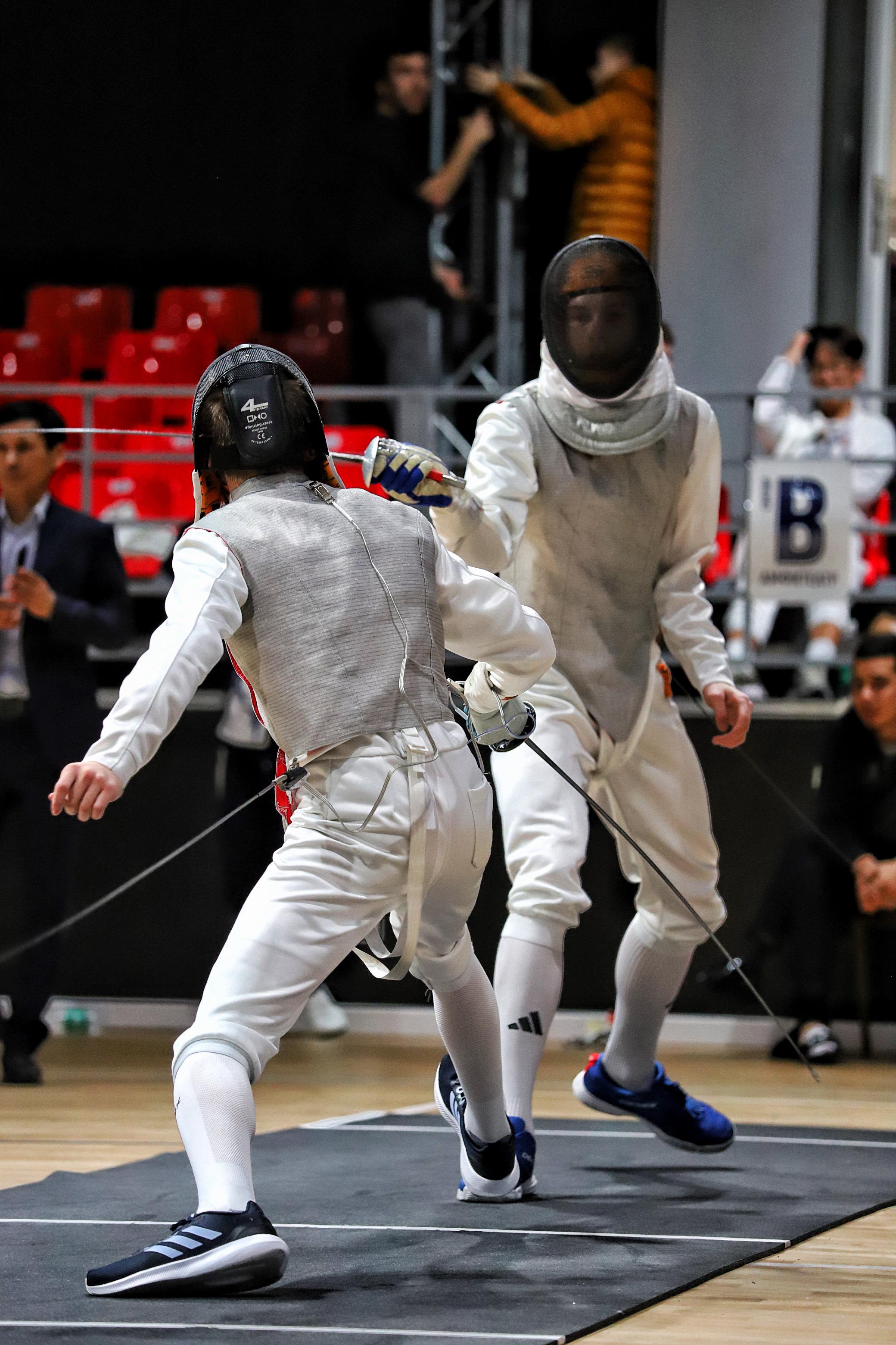 Открытые региональные соревнования по фехтованию на рапирах