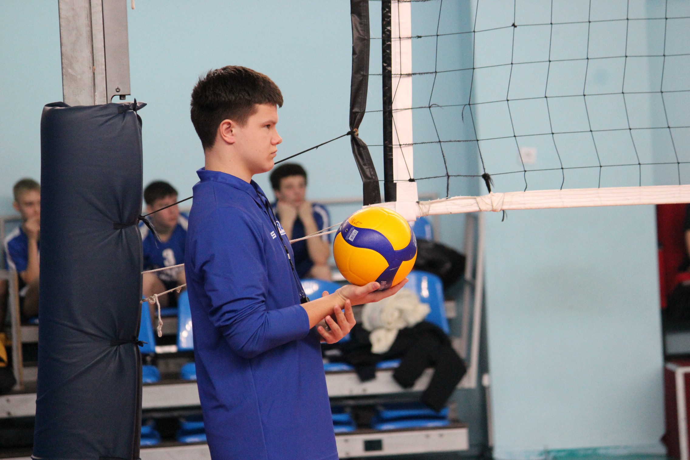 Первенство области по волейболу среди юношей и девушек 2009-2010 г.р.