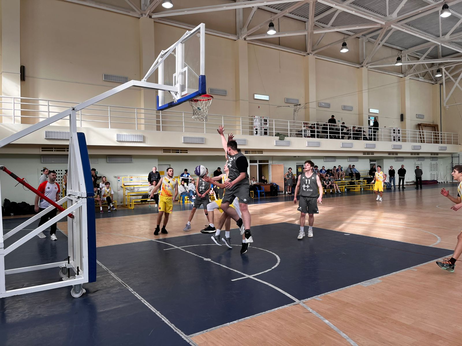 Дивизиональный этап чемпионата ШБЛ "КЭС-БАСКЕТ"